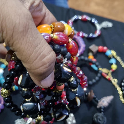 Madeinindiabeads- Exclusive Offer Just Rs. 295.00. Grab Bag Of Beaded Bracelets, Worth Value Rs. 600~1200!  | Pkg 1 (10Pcs) FREE 1 Meter Elastic cords 0.8mm !