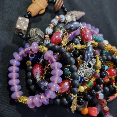 Madeinindiabeads- Exclusive Offer Just Rs. 295.00. Grab Bag Of Beaded Bracelets, Worth Value Rs. 600~1200!  | Pkg 1 (10Pcs) FREE 1 Meter Elastic cords 0.8mm !