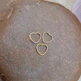 40 PIECES PACK GOLD POLISHED 10 MM APPROX SIZE, Heart Shape