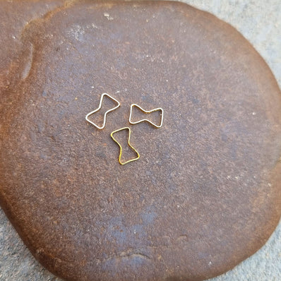 40 PIECES PACK GOLD POLISHED' 10 MM APPROX SIZE