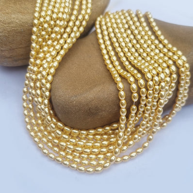 High quality Italian Shell Pearl, Rice shape pearl, in size abut 3x4mm Sold Per line