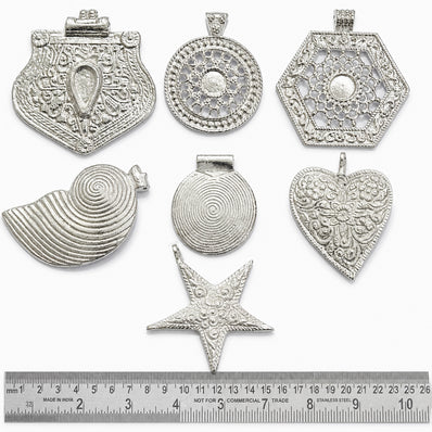 Large Aluminum Metal Pendant Mix – 5 Pieces Random Assorted Designs