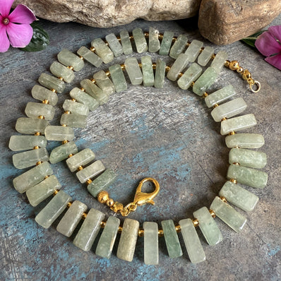 MIIB EXCLUSIVE ! Ethically Sourced Gemstone Necklace Sold By Per Piece Pack