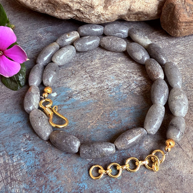 MIIB EXCLUSIVE ! Ethically Sourced Gemstone Necklace Sold By Per Piece Pack