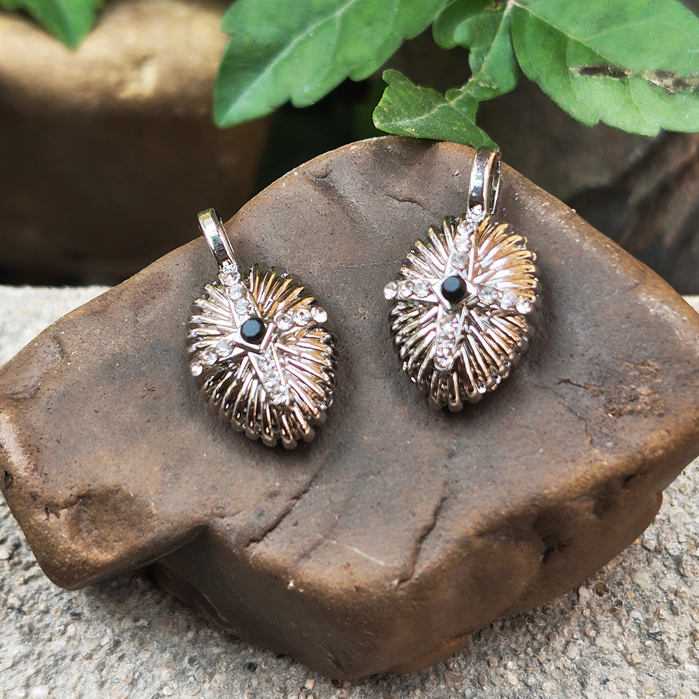 1 PIECE PACK' APPROX 19x10 MM SIZE ' FANCY STAINLESS STEEL ELEGANCE MINI CHARMS