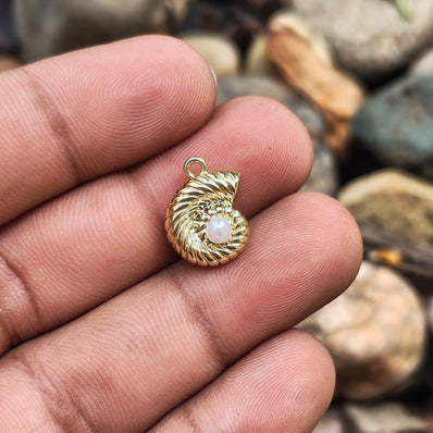 1 PIECE PACK' APPROX 14x10 MM SIZE ' FOSSIL STAINLESS STEEL ELEGANCE MINI CHARMS