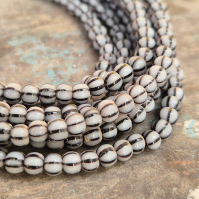 1 LINE/STRING PACK' SIZE APPROX' 4 MM' HANDMADE CHEVRON GLASS BEADS