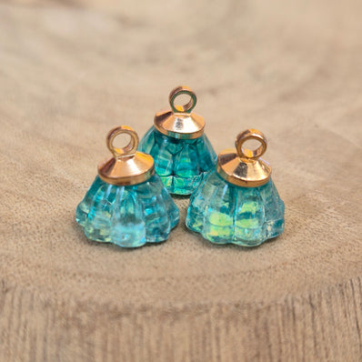 1 PIECE PACK' 10 MM APPROX SIZE' CZECH IMPORTED FLORAL GLASS CHARMS