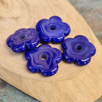 10 PIECES PACK' 30 MM APPROX DAISY OPAQUE GLASS BEADS
