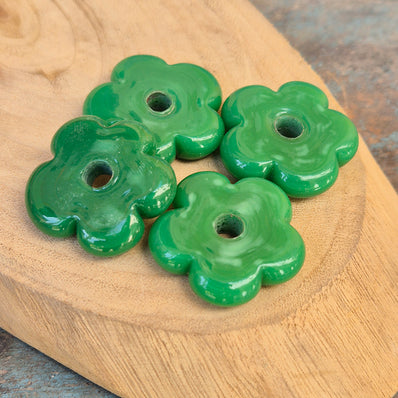 10 PIECES PACK' 30 MM APPROX DAISY OPAQUE GLASS BEADS