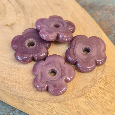 10 PIECES PACK' 30 MM APPROX DAISY OPAQUE GLASS BEADS