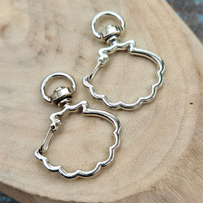 2 PIECES PACK' DESIGNER SHAPED KOREAN IMPORTED CLASP SIZE APPROX 1.5-2 INCHES