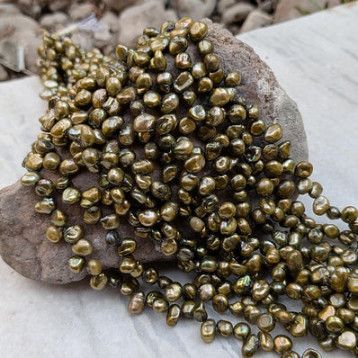 1 STRING PACK' BEAD COUNT' 78-80 PIECES' REAL FRESHWATER PEARL SIZE APPROX' 6-10 MM