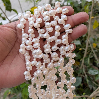 1 STRING PACK' BEAD COUNT' 79-80 PIECES' REAL FRESHWATER PEARL SIZE APPROX' 8-10 MM