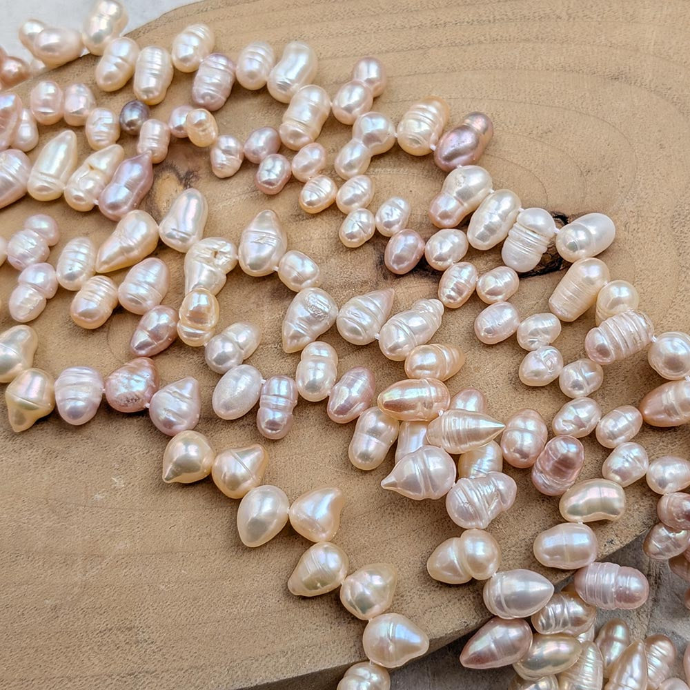 1 STRING PACK' BEAD COUNT' 70-72 PIECES' REAL FRESHWATER PEARL SIZE APPROX' 6-12 MM