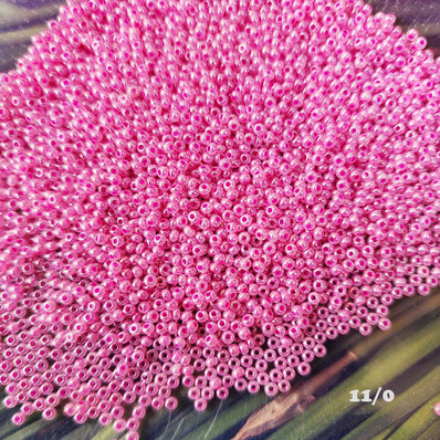 20 GRAM BAG 11/0 SIZE ABOUT 2MM TINY CZECHOSLOVAKIA BEAD IMPORTED