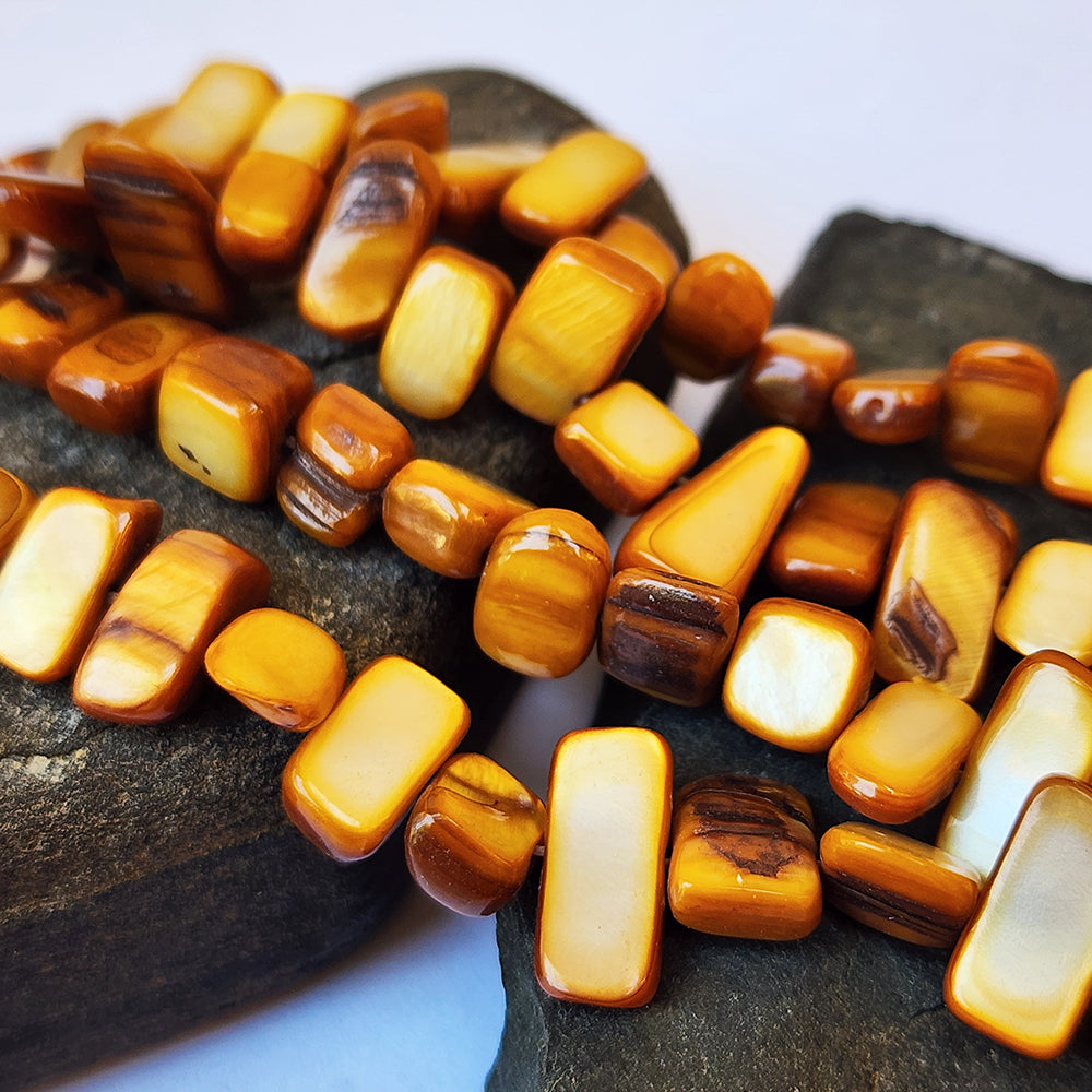 1 Line Pack' Brown Color' Natural Shell Chip Bead Irregular