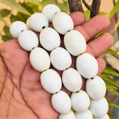 1 LINE/STRING PACK' SIZE APPROX' 18x20 MM' 18-19 BEADS' INDIAN NORMAL GLASS BEADS