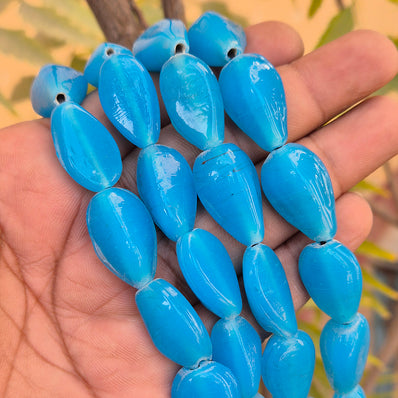 1 LINE/STRING PACK' SIZE APPROX' 16x24 MM' 17-18 BEADS' INDIAN NORMAL GLASS BEADS