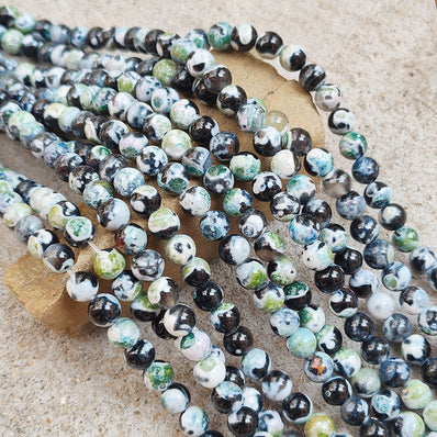 1 STRING/LINE PACK' APPROX 46-47 PIECES' 8MM SIZE TIBETIAN DUAL COLOR AGATE BEADS