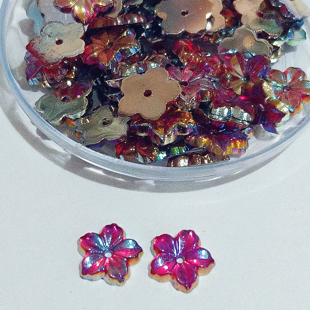 Pack of 50 grams, Acrylic Rhinestone Flower Shape Sew-On – 9mm e Faceted Crystal Look