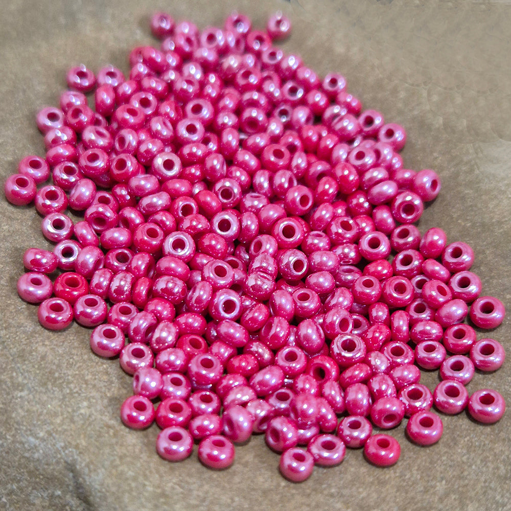 25 Grams Bag 8/0 Size about 3mm Czechoslovakia Bead imported