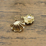5 PIECES PACK' OYESTER SHELL CHARMS KC GOLD COLOR