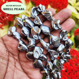 18~20 PCS/STRAND/LINE NATURAL DYED SILVER GRAY METALLIC SHELL PEARL BEADS COLORFUL IRREGULAR BAROQUE PEARL BEADS LOOSE SPACERS FOR DIY NECKLACE BRACELET JEWELRY MAKING BEADING SUPPLIES IN SIZE ABOUT 15~22MM
