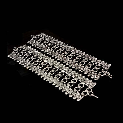 High Quality of Metal Base Silver Plated Oxidised Fashion Bracelets' 7 Inch' Random pieces will be given out of available Stock