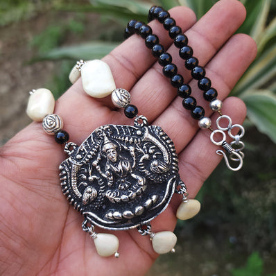 SINGLE LINE NECKLACE MIX OF GREEN AVENTURINE AND BLACK ONYX EXCLUSIVELY AVAILABLE AT MIIB SOLD BY PER PIECE PACK