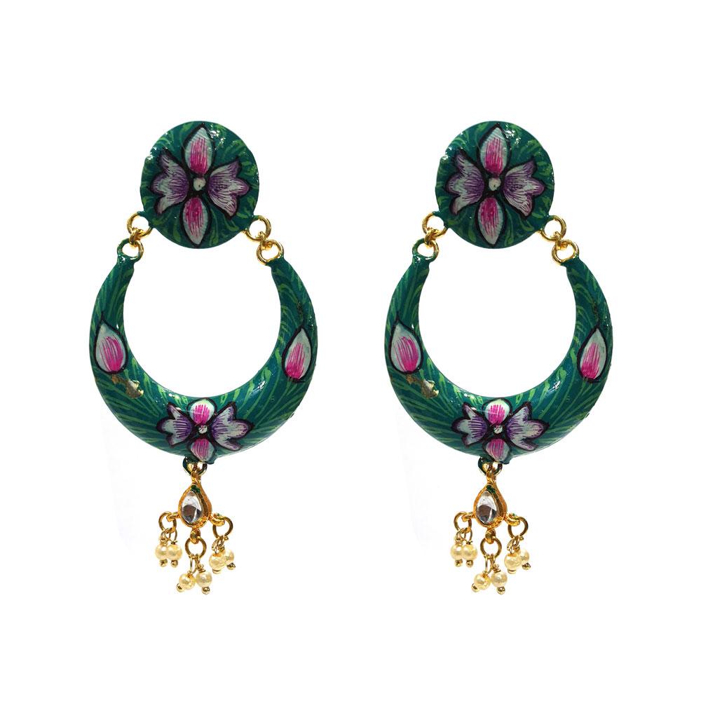 Meenakari Handworked earring with with Kunan hanging decoration Green Color