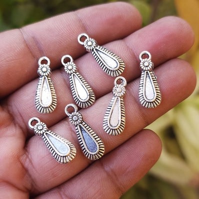 20 PIECES PACK' SILVER OXIDIZED FLOWER CHARMS' 21x7 MM USED DIY JEWELLERY MAKING