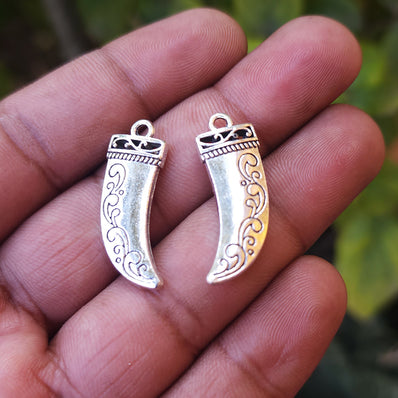 5 PIECES PACK' SILVER OXIDIZED DAGGER CHARMS' 29x9 MM USED DIY JEWELLERY MAKING