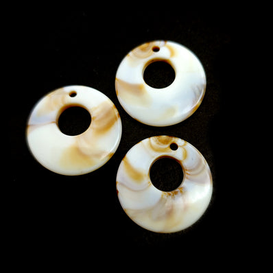 10 PIECES PACK' 24 MM' ROUND ACRYLIC BEADS CHARMS USED IN DIY JEWELLERY MAKING