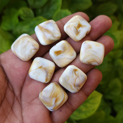 10 PIECES PACK' 24 MM' ACRYLIC BEADS USED IN DIY JEWELLERY MAKING