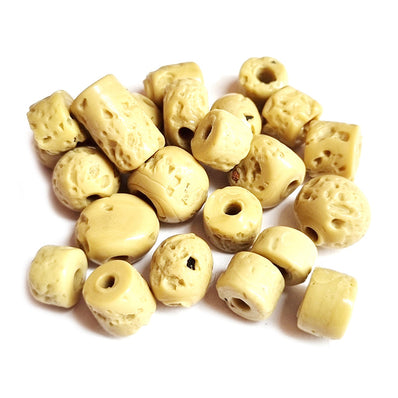 35 Pcs Pkg. Vintage, old rare Beads in Size About 16~25MM Mix Assortment, Random Mix Beige Color