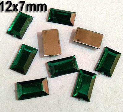 500 PCS Acrylic Craft Gems Kundan Stone Used in Nail Art, Clothing, Jewelry adornment, Crafts  etc. Not adhesive Flat Back can use glue to finish your project