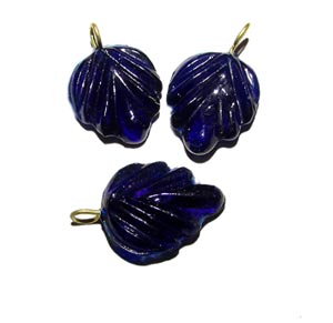 Glass Leaf Charms, Sold by 10/Pcs. Pkg.