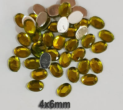 500 Pcs Oval Shape Acrylic Stone, size mentioned on image