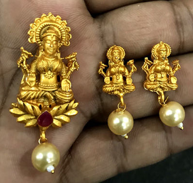 Dull Gold Pendant Best Quality Sold Per Set