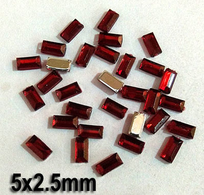 500 PCS Acrylic Craft Gems Kundan Stone Used in Nail Art, Clothing, Jewelry adornment, Crafts  etc. Not adhesive Flat Back can use glue to finish your project