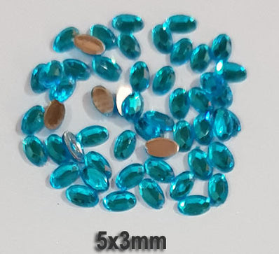 500 Pcs Oval Shape Acrylic Stone, size mentioned on image