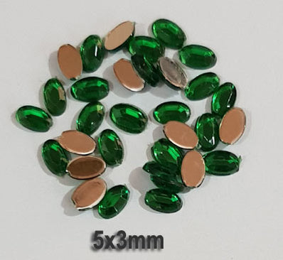 500 Pcs Oval Shape Acrylic Stone, size mentioned on image